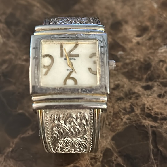 Watch  Vintage Geneva Elite  cuff style watch silver filigree ornate - Picture 10 of 10